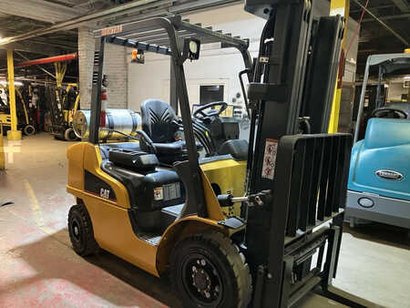 Propane Forklifts 2022  CAT Lift Trucks gp25n (4)