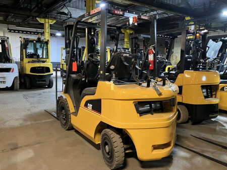Propane Forklifts 2022  CAT Lift Trucks gp25n (6)