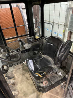 HOIST p1050