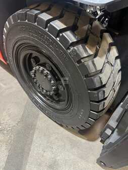 Propane Forklifts 2019  Toyota  (11)