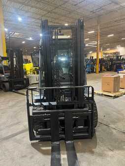Propane Forklifts 2019  Toyota  (3)