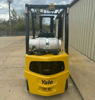 Carretilla elevadora GLP 2016  Yale glp040svxnurv084 (7)