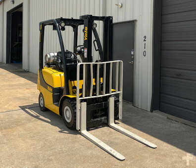 Carretilla elevadora GLP 2015  Yale glp040svxnurv084 (5)