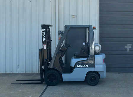 Propane Forklifts 2007  Nissan mpl01a20lv (1)