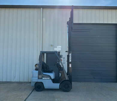 Propane Forklifts 2007  Nissan mpl01a20lv (6)