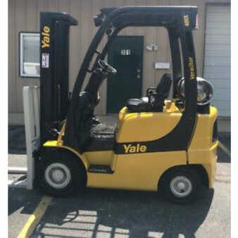 Propane Forklifts 2005  Yale glp040 (1) 
