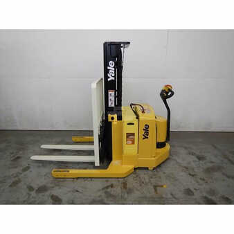 4-Wheel Electric 2005  Yale msw040 (1)