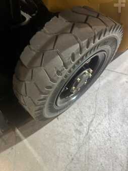 Carretilla elevadora GLP 2021  Mitsubishi fg30n (12)