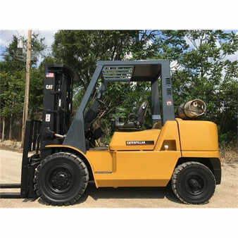Carretilla elevadora GLP 2003  CAT Lift Trucks gp45k (1)