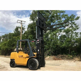 Carretilla elevadora GLP 2003  CAT Lift Trucks gp45k (10)