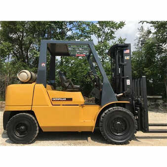 Carretilla elevadora GLP 2003  CAT Lift Trucks gp45k (4)
