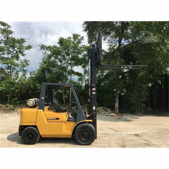 Carretilla elevadora GLP 2003  CAT Lift Trucks gp45k (8)