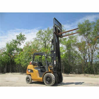 Propane Forklifts 2012  CAT Lift Trucks  (6)