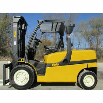 Carretilla elevadora diésel 2010  Yale gdp100vx (1)