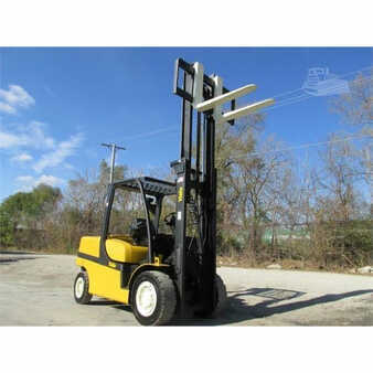 Carretilla elevadora diésel 2010  Yale gdp100vx (11)