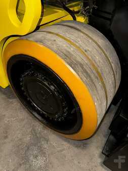 Propane Forklifts 2016  HOIST pg300 (14)