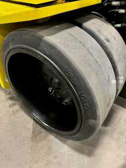 Propane Forklifts 2013  HOIST  (10)