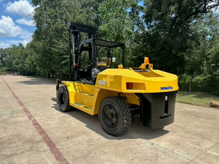 Montacargas diésel 2018  Komatsu fd160e-8 (2)
