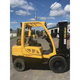 Propane Forklifts 2013  Hyster h60ft (1)