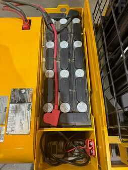 4-Wheel Electric 2015  Yale msw040sfn24tv087 (8)