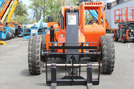 Manipulador fijo 2017  SkyTrak 6042 (5)