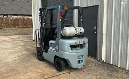 Propane Forklifts 2009  Nissan  (5)