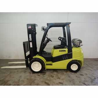 Propane Forklifts 2011  Clark  (5)