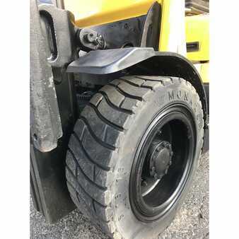Propane Forklifts 2011  Hyster h60ft (9)