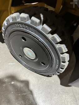 Propane Forklifts 2023  CAT Lift Trucks 2c5000 (13)