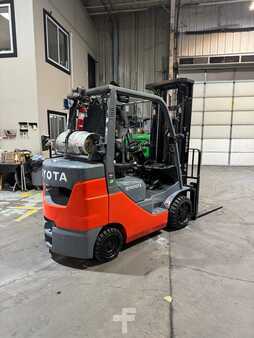 Carretilla elevadora GLP 2022  Toyota 8fgcu30 (7)