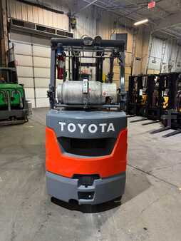 Carretilla elevadora GLP 2022  Toyota 8fgcu30 (8)