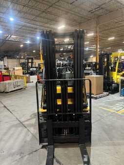 Propane Forklifts 2012  CAT Lift Trucks fgc25n (4)