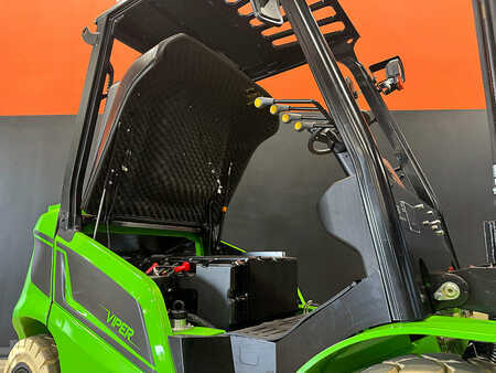 4-Wheel Electric 2025  Viper fb30 (12)