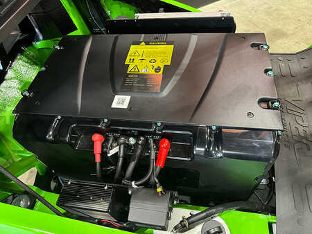 4-Wheel Electric 2025  Viper fb30 (22)
