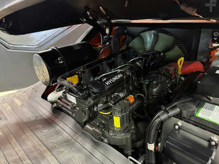 Carretilla elevadora diésel 2025  Viper rtd25f-4 (11)