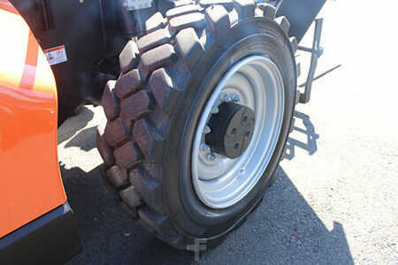 Manipulador fijo 2019  JLG 1255 (14)