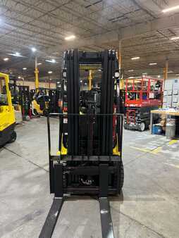 Eléctrica de 4 ruedas 2020  Yale erc050vg (3)