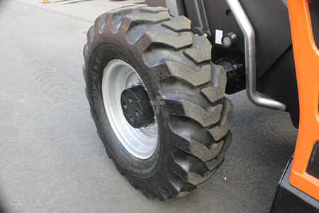 Manipulador fijo 2019  JLG 1255 (14)