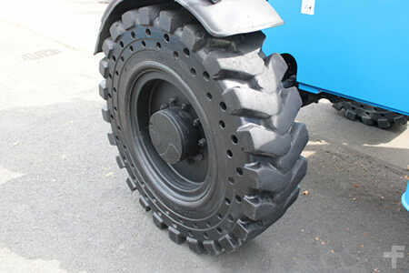 Manipulador fijo 2019  Genie gth1056 (17)