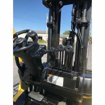 Propane Forklifts 2011  Hyster h50ft (8)