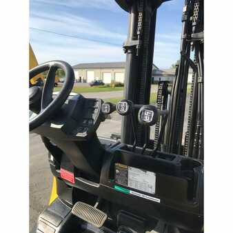 Propane Forklifts 2012  Hyster h50ft (9)