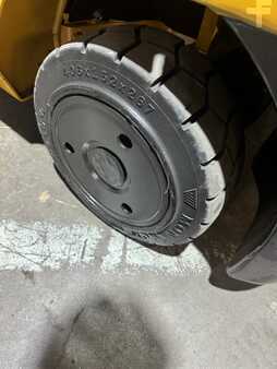 Propane Forklifts 2018  CAT Lift Trucks fgc25n (14)