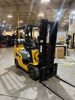 Propane Forklifts 2018  CAT Lift Trucks fgc25n (4)