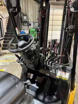 Propane Forklifts 2018  CAT Lift Trucks fgc25n (7)