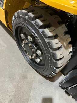 Propane Forklifts 2020  CAT Lift Trucks 2c5000 (11)