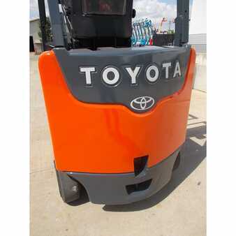 4 Wheels 2011  Toyota  (11)