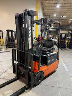 4 Wheels 2011  Doosan  (2)