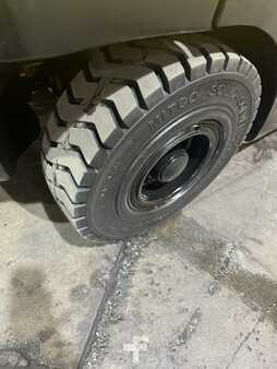 Propane Forklifts 2021  Hyster h60ft (12)