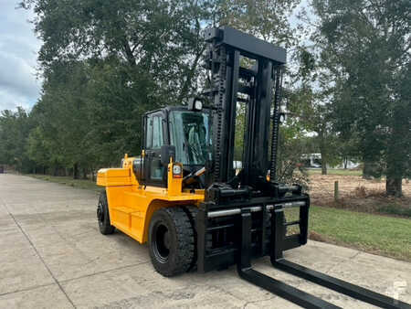 Montacargas diésel 2015  Hyundai 160d-7a (3)