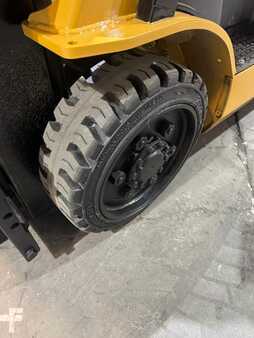 Propane Forklifts 2021  CAT Lift Trucks fgc25n (12)